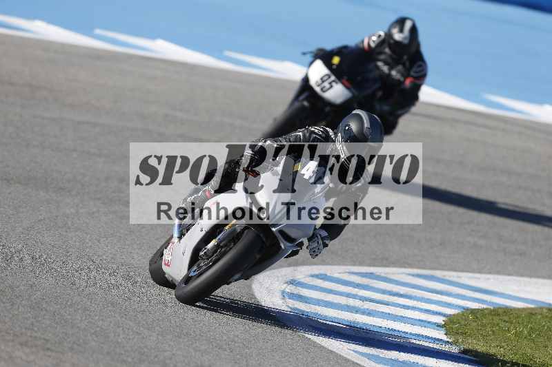 Archiv-2025/02 28.-31.01.2025 Moto Center Thun Jerez/gruen-green/414